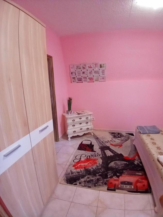 Valloris Apartments Heviz Bagian luar foto